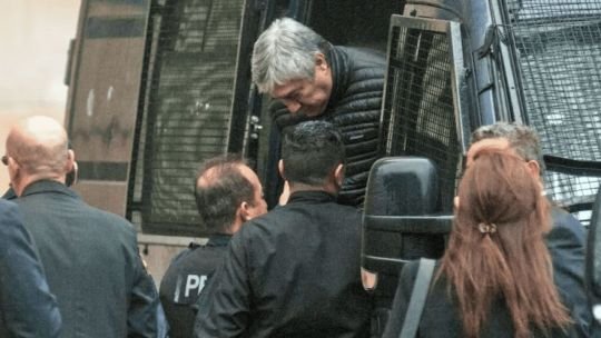 Luego de su internación de urgencia, Lázaro Báez volvió a su celda y recibió al juez Costabel