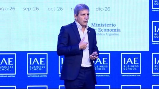 Luis Caputo fulminó la potencial candidatura de Kicillof a presidente: “Toman a la gente por boluda”