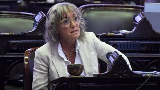 Mónica Frade: “Vamos a seguir adelante a pesar de los niños Menem y del clan Menem que está cubriendo a Manuel Adorni”