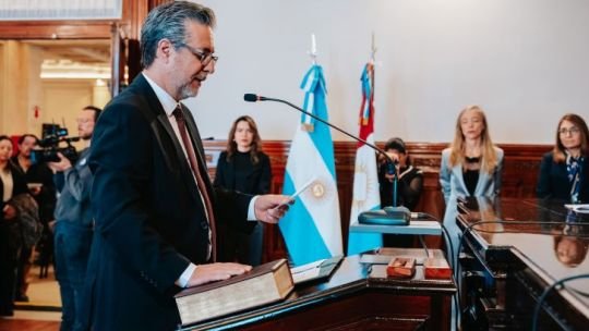 Con la jura de Néstor Gómez como Adjunto se completó la Fiscalía General y se distribuyeron funciones