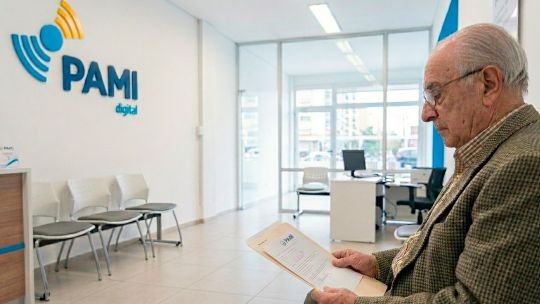 Crisis en el PAMI: clínicas de todo el país suspenderán nuevos turnos y amenazan con frenar cirugías programadas