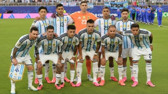 Fotogalería: con un hat-trick de Messi, Argentina goleó 3-0 a Argelia en el debut del Mundial 2026