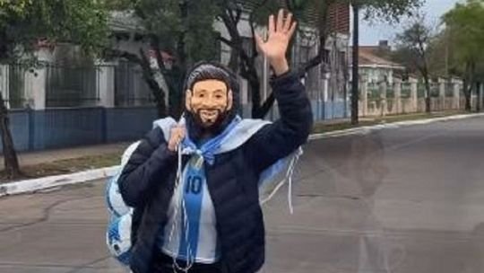 Viral en redes: la diputada libertaria Virginia Gallardo se disfrazó de Messi y estallaron las críticas
