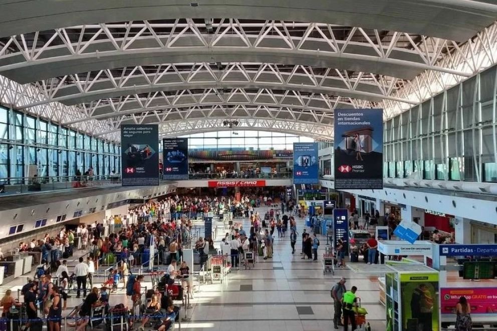 Turismo extranjero récord: más de 1.4 millones de turistas visitaron argentina en el primer semestre