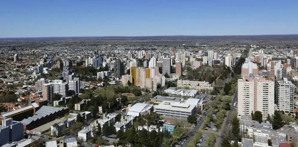Profesor de fútbol acusado por delitos contra la integridad sexual seguirá detenido