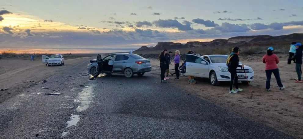 Fuerte choque entre dos autos en la Ruta Provincial 6: dos mujeres lesionadas