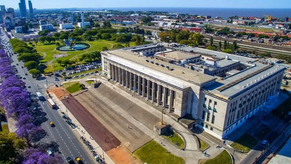 El Gobierno ratificó que las universidades le pueden cobrar a los extranjeros