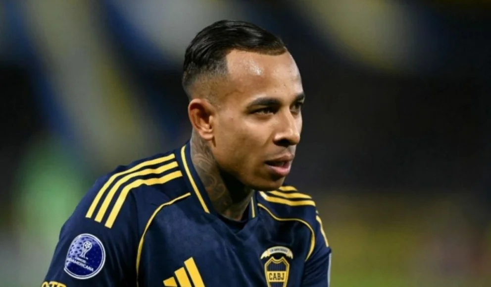 Entre más silbidos que aplausos, Sebastián Villa volvió a jugar en Boca y les pidió perdón a los hinchas