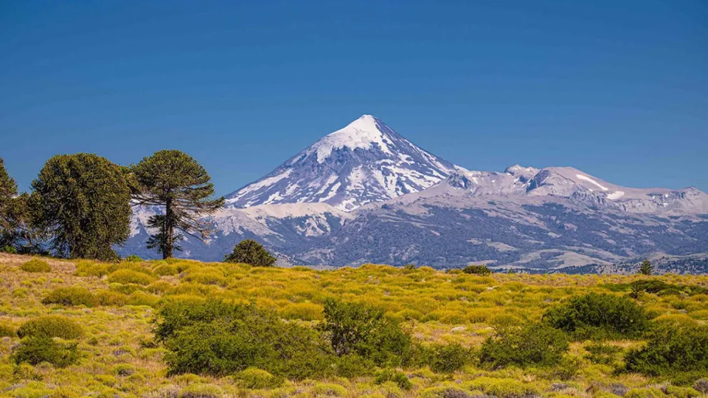 Junín de los Andes y Mariano Moreno promocionan su oferta turística en Portal de la Patagonia