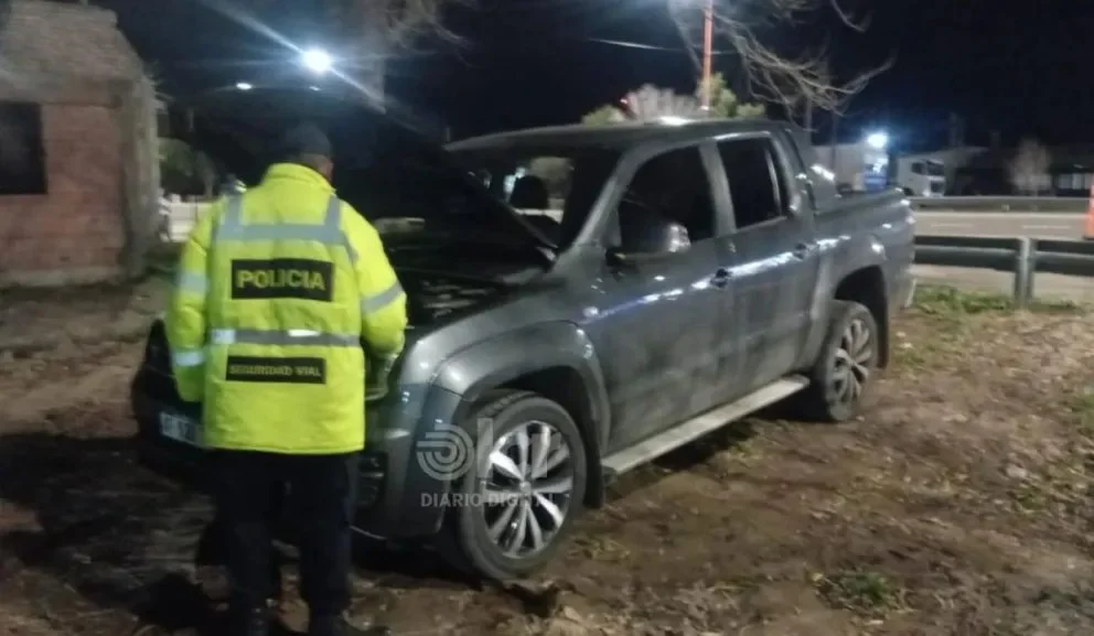 Una persecución en Ruta 22 terminó con un vehículo secuestrado