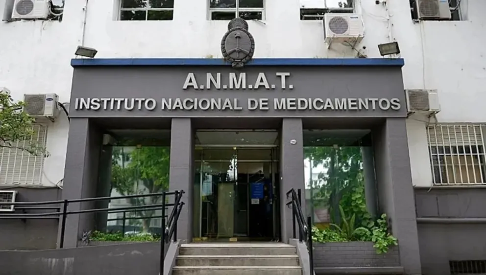 La ANMAT prohibió limpiadores e insecticidas de Clean Lab