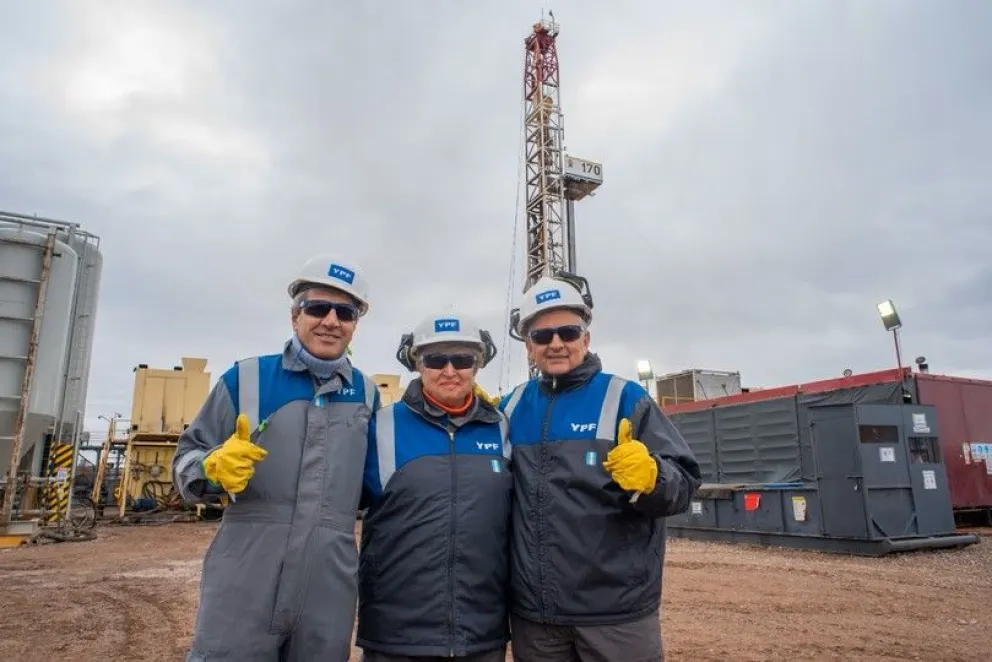 Kristalina Georgieva llegó a Vaca Muerta y recorrió la nueva usina de dólares del país