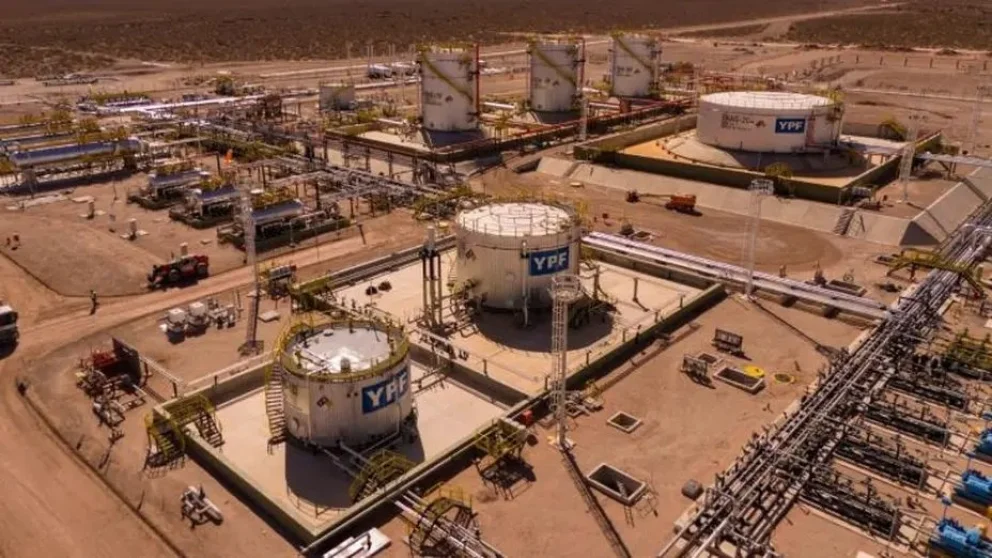 Vaca Muerta impulsa el boom de financiamiento energético con emisiones récord