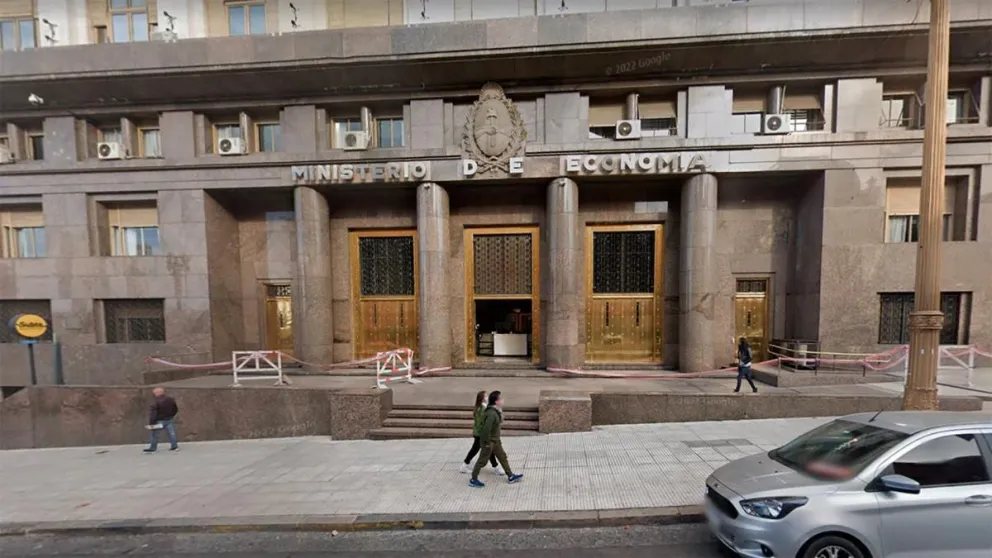 Deuda: el Gobierno renovó la totalidad de los vencimientos y sumó otros US0 millones
