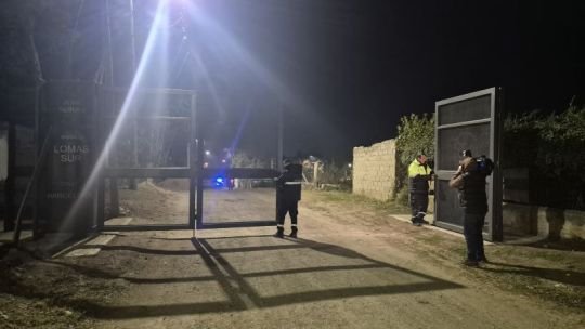 Villa Allende: debutó el cierre de calles con el sistema de portones