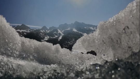 Los glaciares suizos se derriten a un ritmo alarmante por el calor extremo en Europa