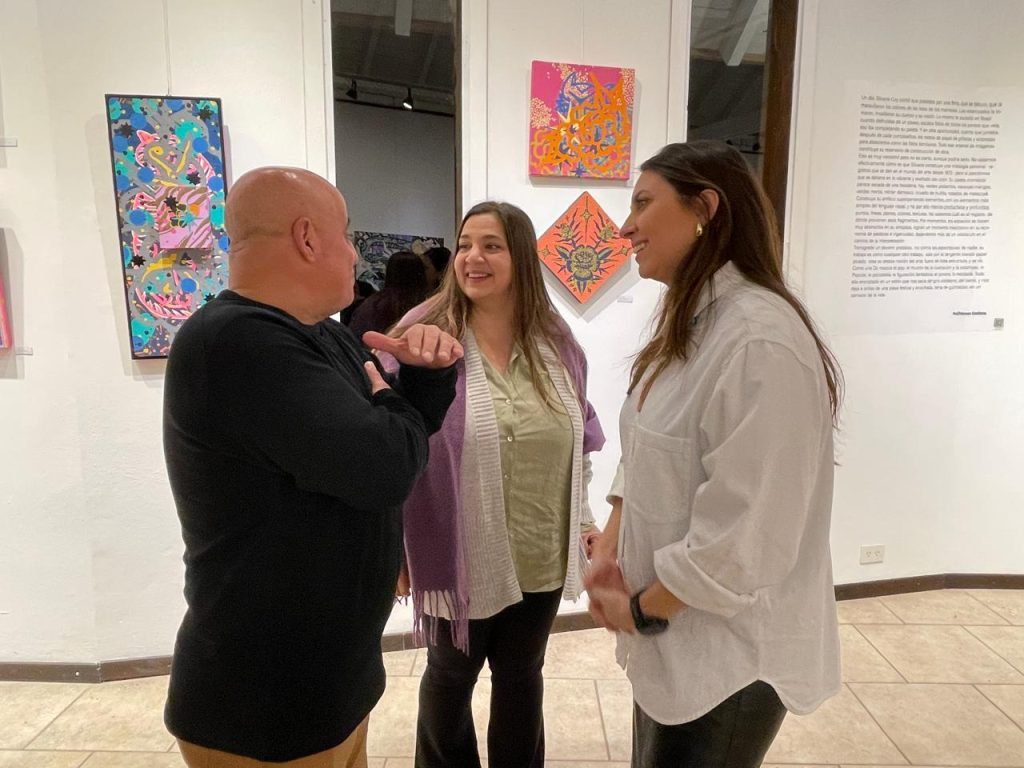 Inauguró la muestra “Final Feliz” de la artista Silvana Coy en el MAC.
