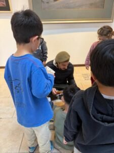 Villa La Angostura reafirma su agenda cultural con una muestra récord en el MAC