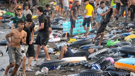 Al menos 27 muertos y desborde total en Ceuta: Pedro Sánchez acusó a “mafias que trafican con seres humanos”