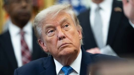 “Trump necesita una gran victoria”: Atilio Borón vinculó en “QR!” el escándalo de la tarjeta roja con la política internacional