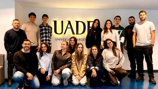 Fuego Sagrado 2026: así es el programa de incubación que transforma ideas universitarias en negocios reales