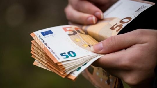 A cuánto cerró el euro blue hoy, 2 de julio