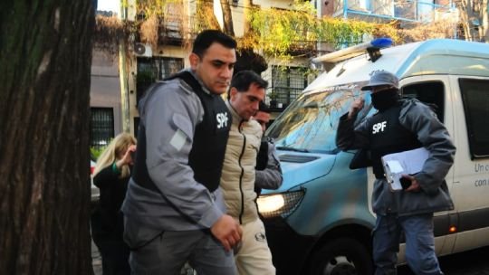 Tras haber sido detenido con 2,4 millones de dólares y drogas, Facundo Leal declara ante la Justicia