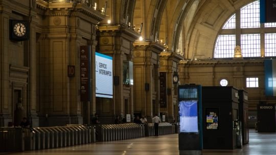 Feriado nacional: cuáles serán los horarios de los servicios públicos este jueves 9 de julio en CABA