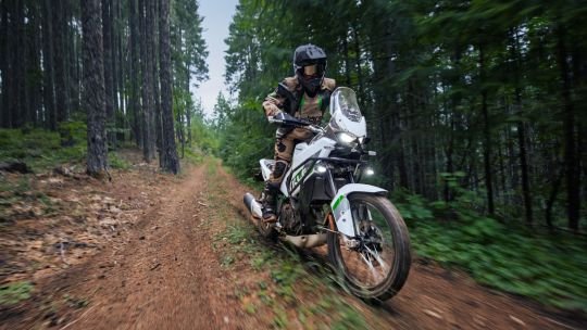 Motos Adventure de media cilindrada: Kawasaki lanzó en Argentina la nueva KLE 500 SE