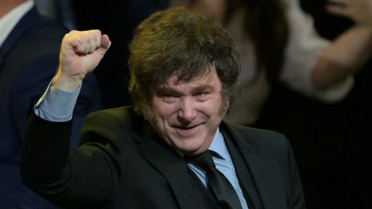 Encuesta: cinco consultoras analizan cómo cambió la relación entre Javier Milei y la opinión pública durante 2026