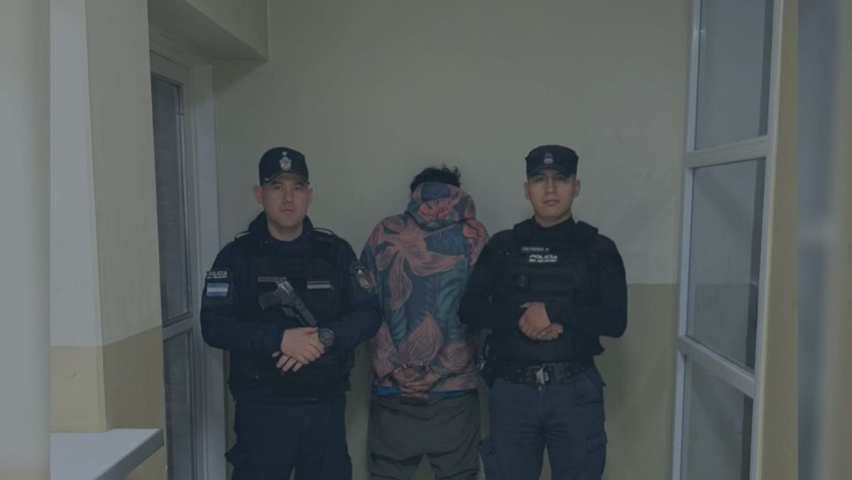 Atraparon a un ladrón que entró a robar a un boliche de Plottier