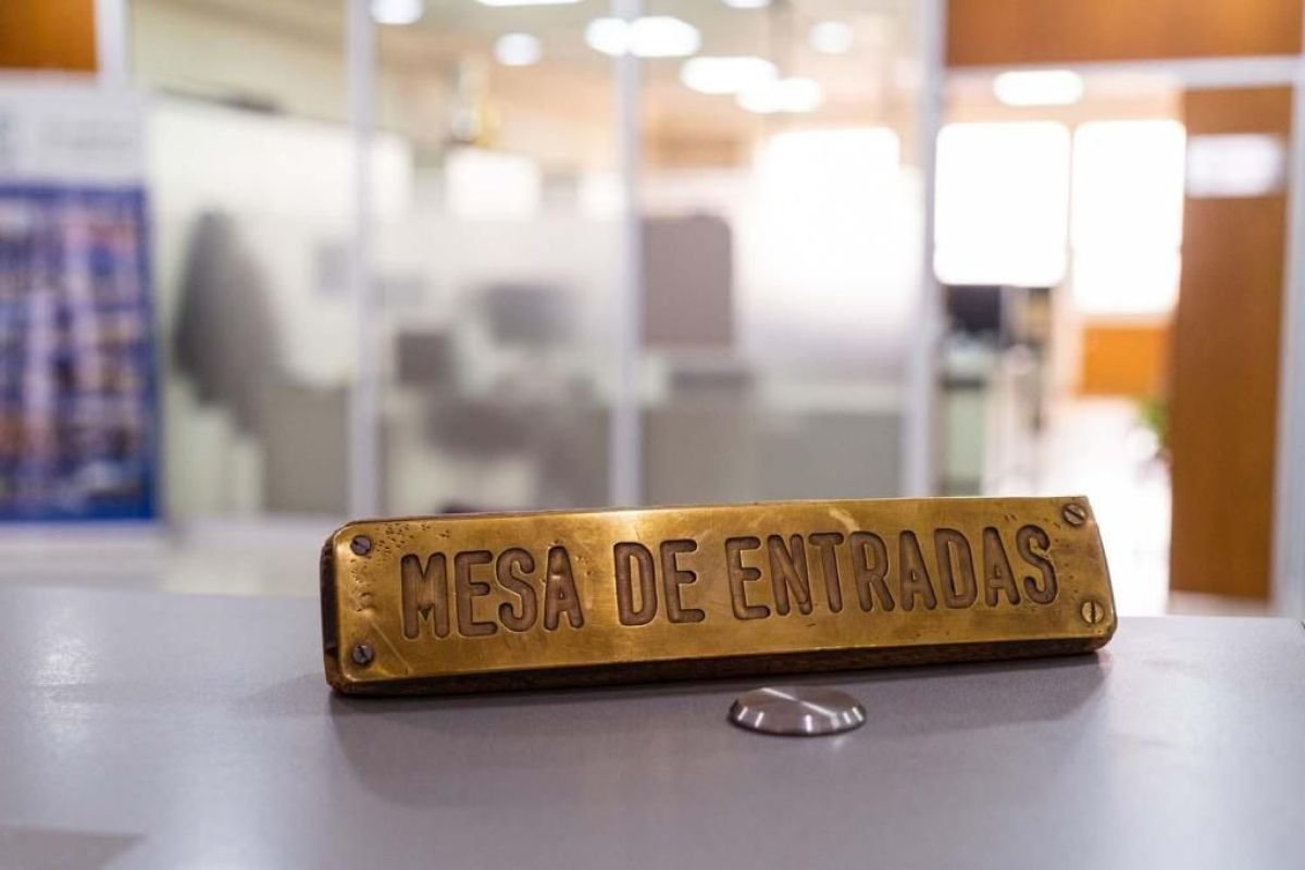 Buscan fijar un plazo máximo para que las comisiones legislativas traten los proyectos