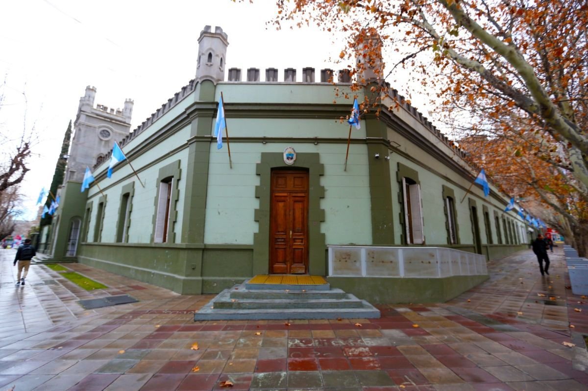 Sacó licencia, no volvió y se lo llevó la purga
