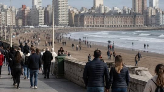 Ola polar: alerta amarilla por temperaturas extremas en Mar del Plata tras la histórica nevada