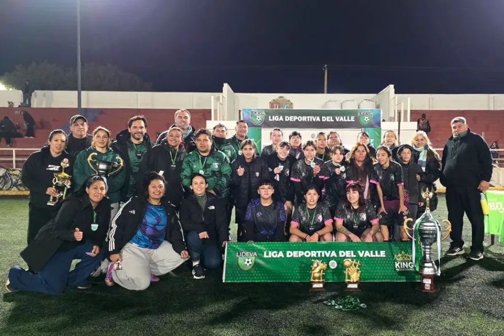 El fútbol femenino se consolida en la región Confluencia