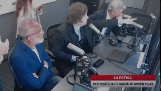 Milei cruzó al Vasco de Mendiguren: “Vos, ladrón, arruinaste el país con Duhalde y toda su banda”
