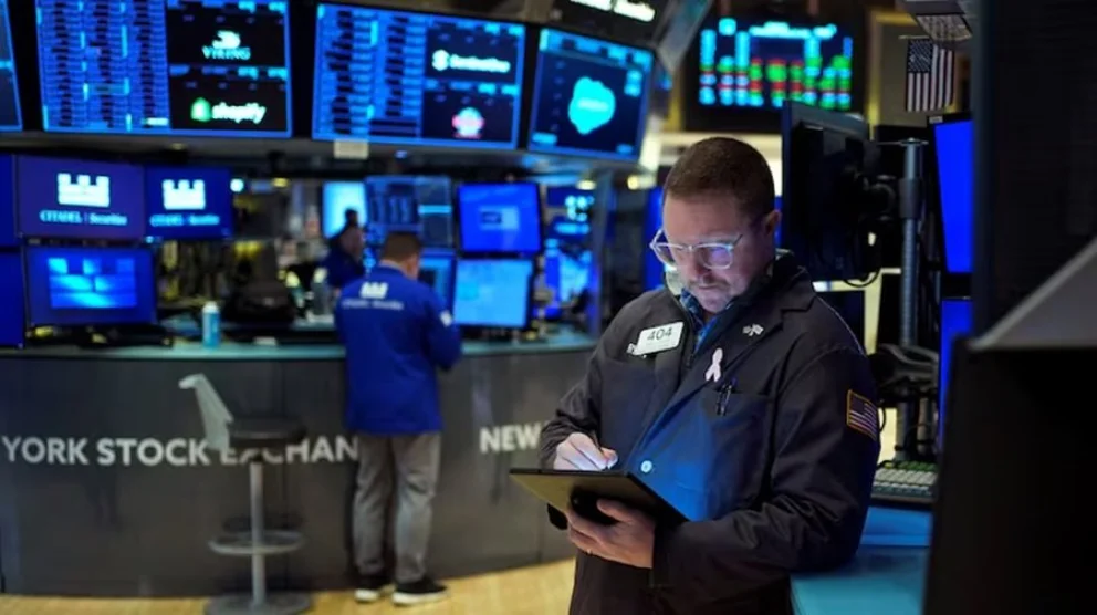Riesgo país: perforó los 412 puntos por el rebote de Wall Street y la suba de los bonos