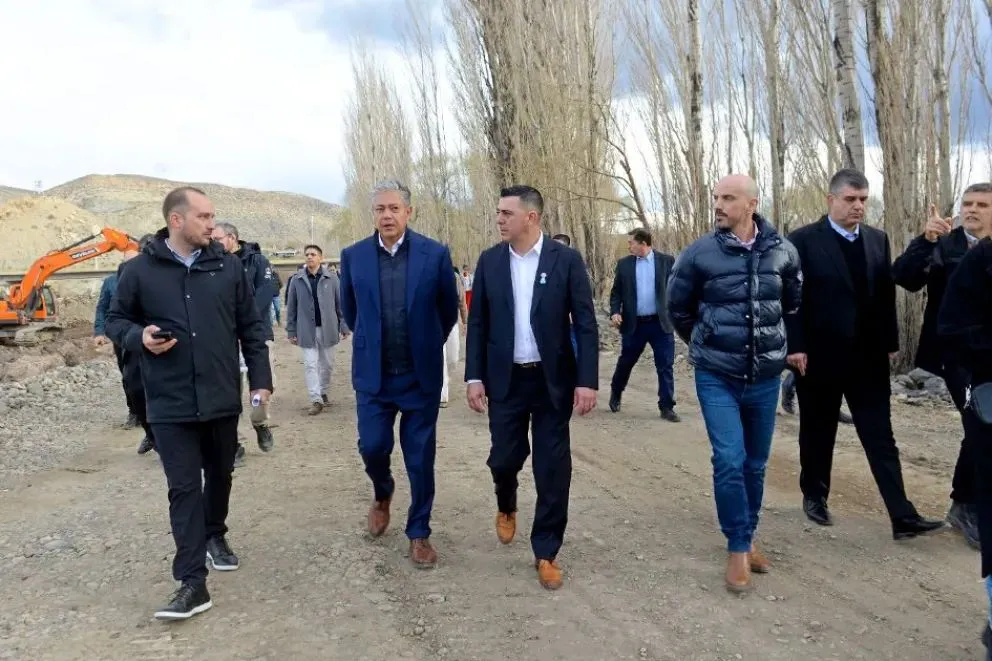 Figueroa inauguró nuevos espacios históricos y recorrió proyectos en marcha en Chos Malal