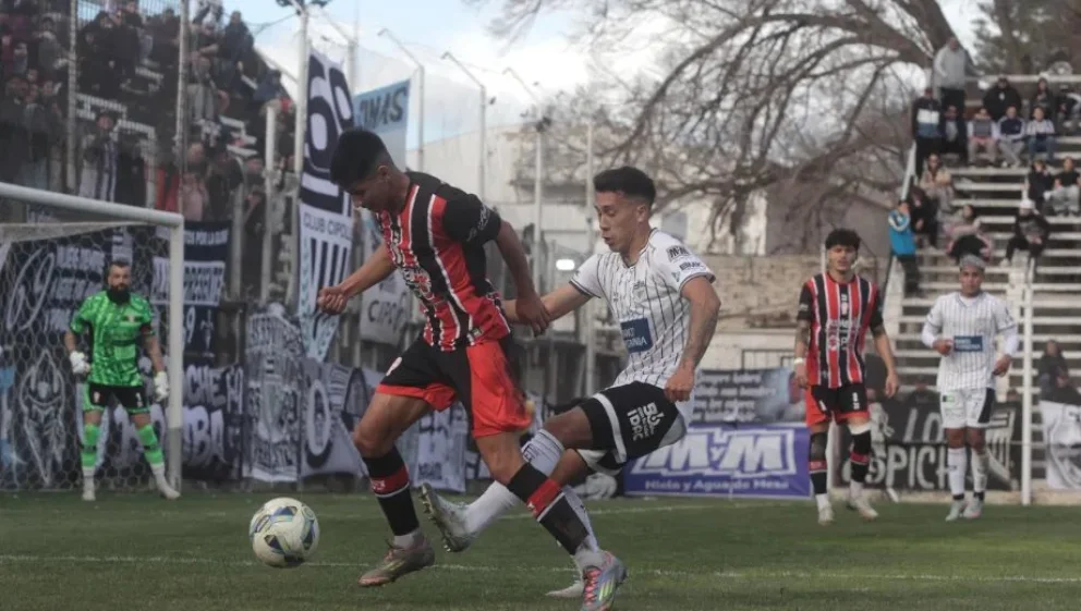 Por qué Cipolletti no jugará de noche: el club explicó el horario del miércoles ante Argentino de Monte Maíz