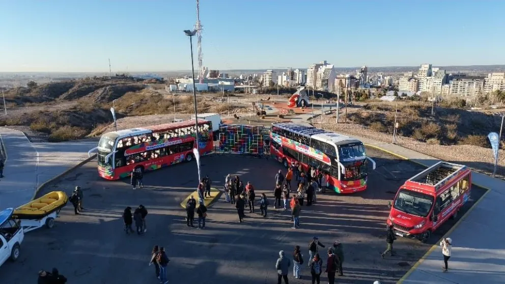 Con más de un 50% de reservas, la ciudad se prepara para un fin de semana largo con una amplia agenda de actividades
