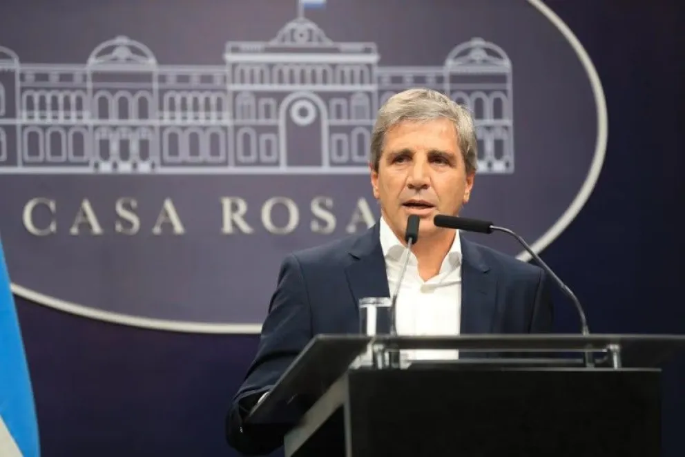 El Gobierno retuvo unos US$ 3.000 millones de fondos de obras para volcar al déficit cero