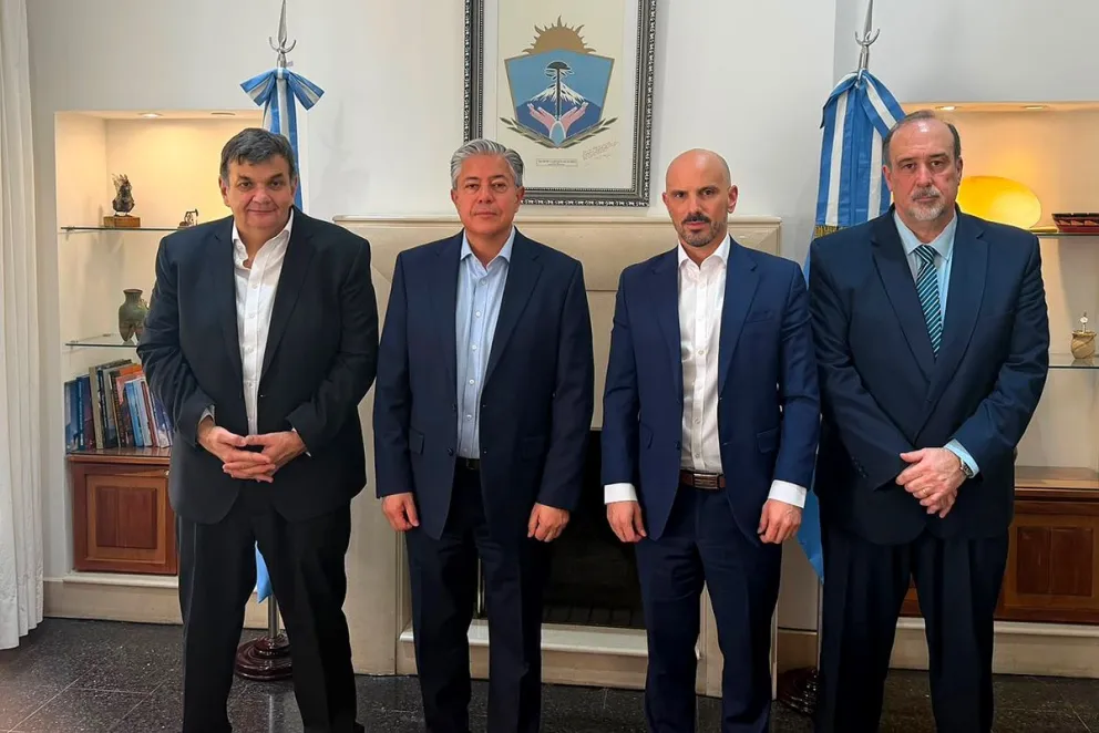 Figueroa adelantó apoyo a la reforma del Banco Central