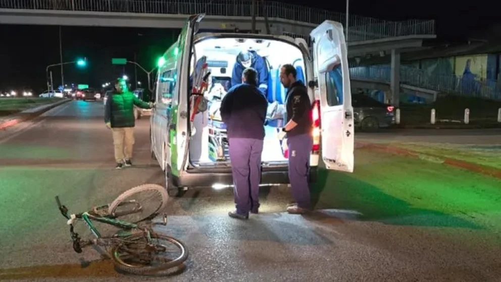 Una ciclista de 19 años fue atropellada por una camioneta en la Ruta 7
