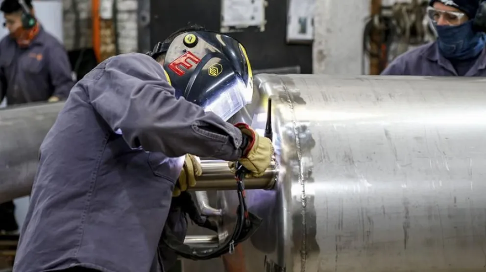 Actividad económica: cuáles fueron los sectores ganadores y perdedores en el primer semestre de 2026