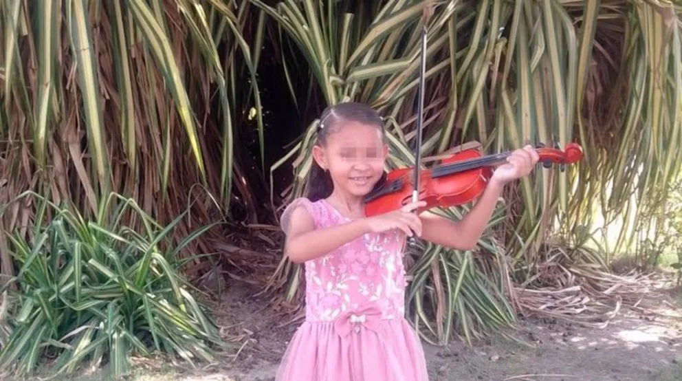 La madre de la niña violinista que murió a los 9 años cuestionó la atención médica que recibió en el hospital