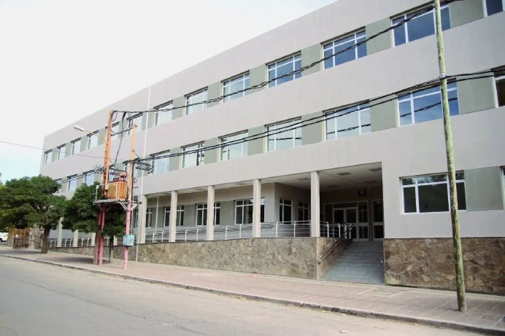 Una mujer fue atacada con un hacha en Aluminé y permanece internada en Zapala