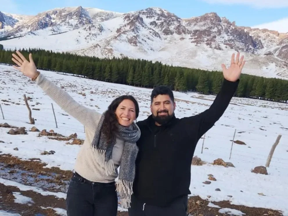 De Andacollo a Alaska: una pareja neuquina llegó al extremo norte en un Mégane de 1999