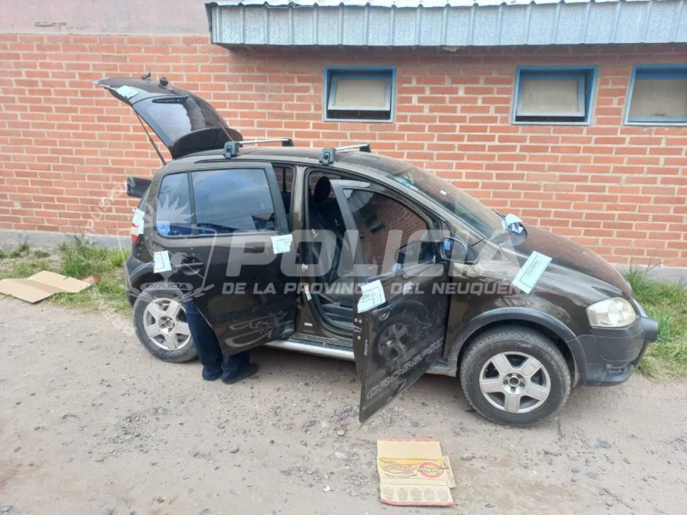 Secuestran cocaína, un auto y una réplica de arma tras un procedimiento en Neuquén