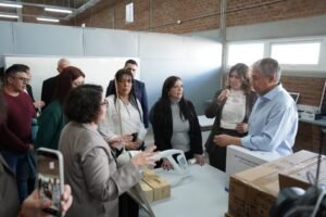 El Intendente Javier Murer participó de la inauguración de la EPET N° 25 en Plottier y destacó el avance de la futura EPET N° 28 de Villa La Angostura.
