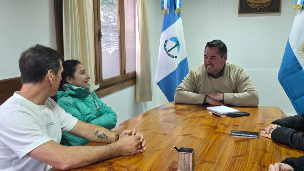 Jazmín Panguilef fue seleccionada para la Selección Argentina de Hockey Sub 14.